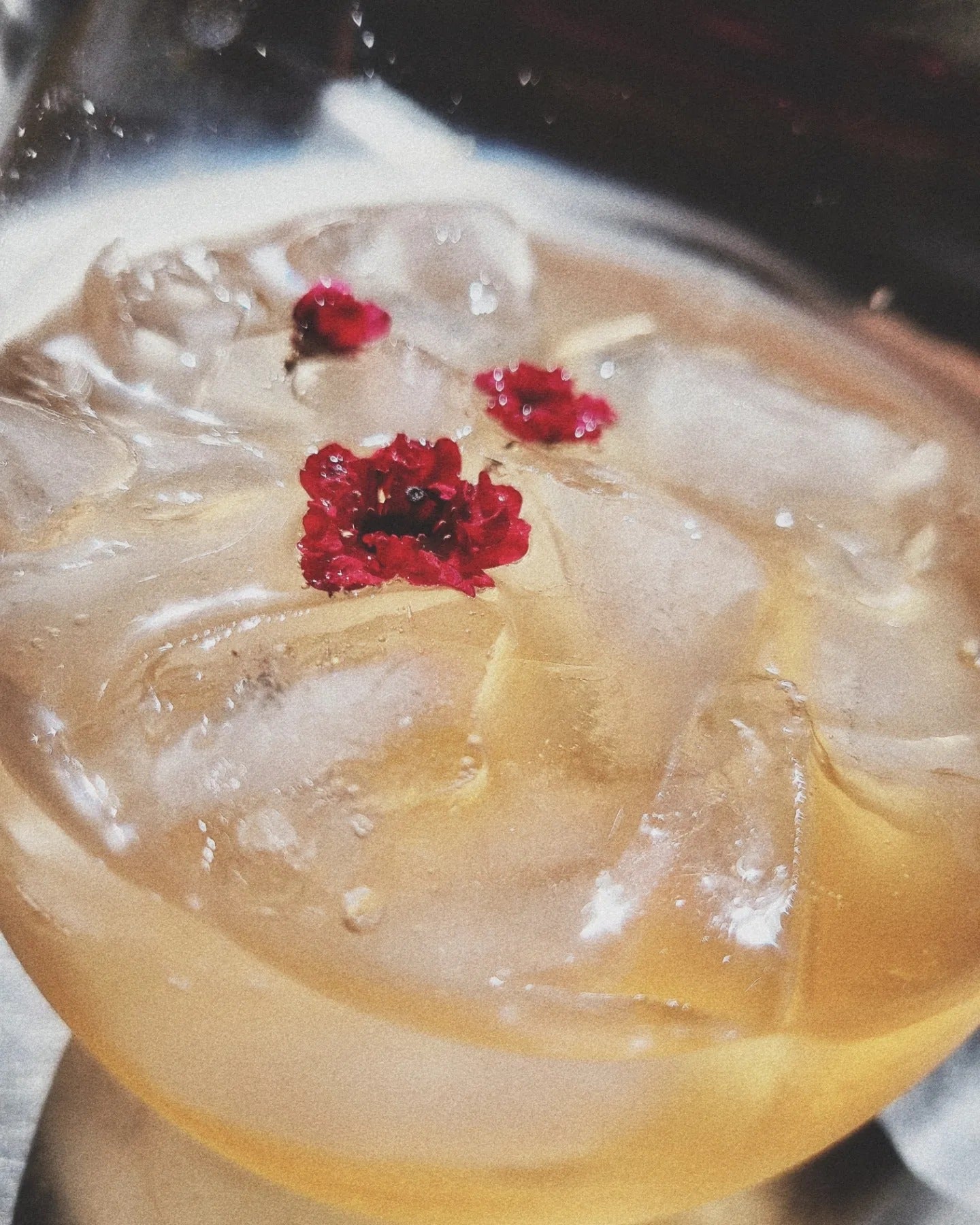 AGRODOLCE - Passionfruit and Guava Spritzer 6-Pack 330ml Bottles